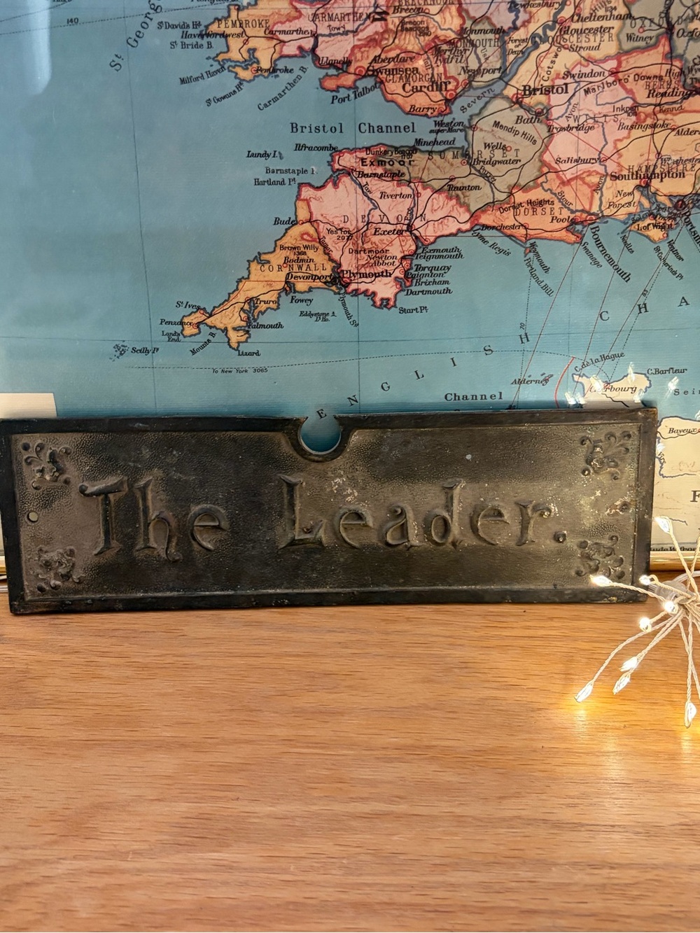 1890s Cast Iron "The Leader" Stove Door Nameplate Art